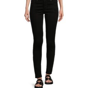 NWT Levi's Women's Black Skinny Jeans - Sleek Slim Fit